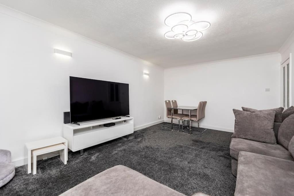 Luxurious Detached Bungalow Batley Luaran gambar