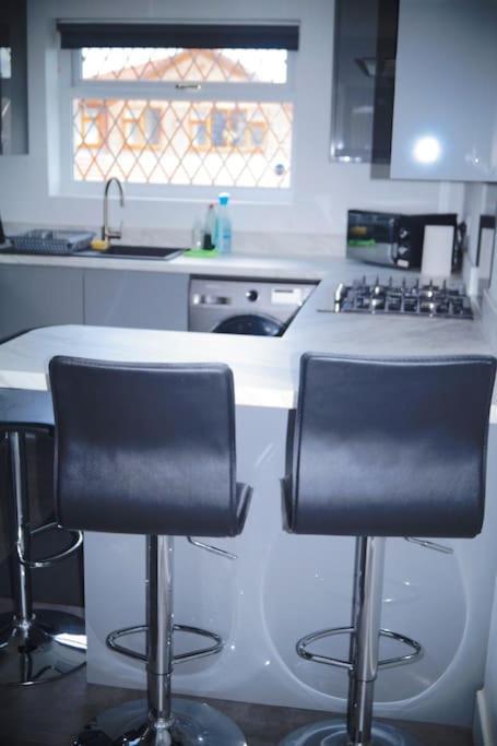 Luxurious Detached Bungalow Batley Luaran gambar